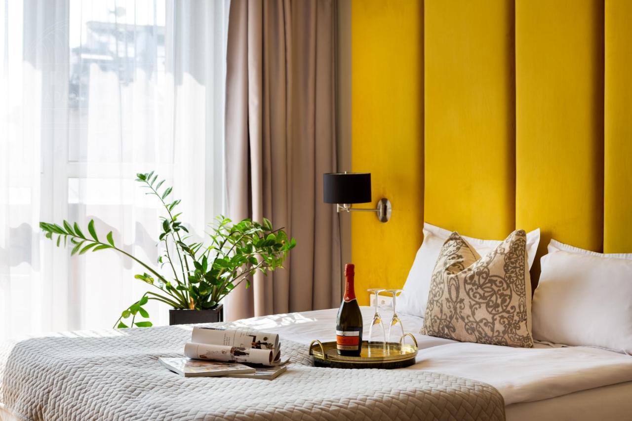 קרקוב Feniks Fragola Apartments Main Square מראה חיצוני תמונה